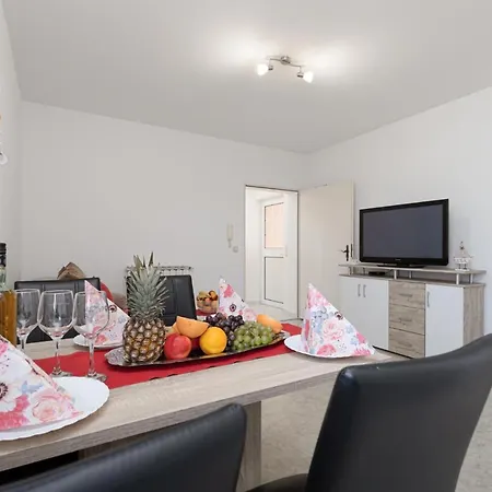 Apartment Haus Delphin